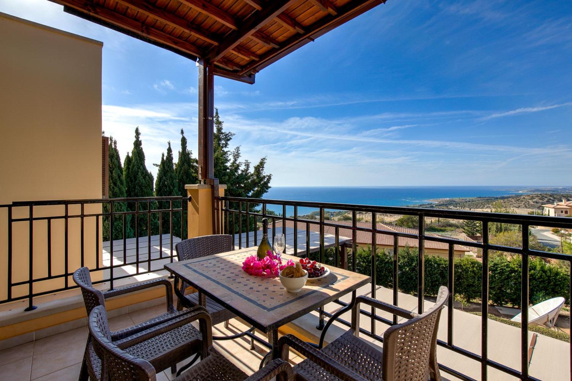 1 Bedroom Apartment Pyrgos With Beautiful Sea And Sunset Views, Aphrodite Hills Resort Kouklia Exterior foto